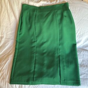 🦜New York & Company stunning fully lined pencil skirt with front thigh slit 12